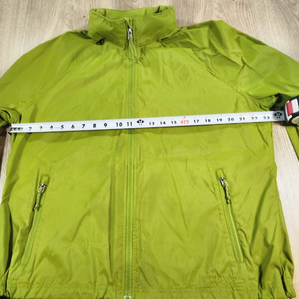 L L Bean Women Jacket Sz XL Green Windbreaker/Rain Jacket Hooded Packable - Picture 9 of 10